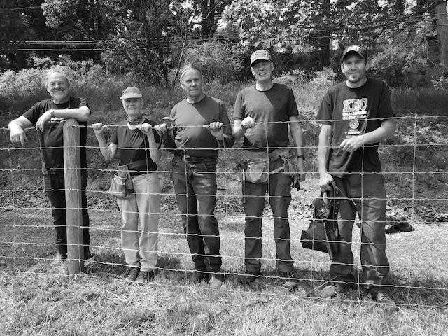 Fencing the Valley Home Farm Trail. L-r: Don Wein, Lisa Baile, Ron Henshaw, Peter Paré, Mark ??.